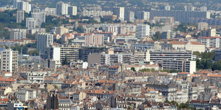 Réduit en esclavage par une cité à Marseille !