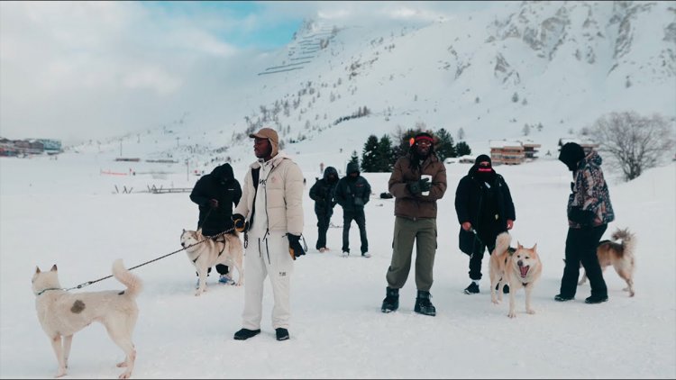 Gazo and Tiakola in the snow with Cartier!